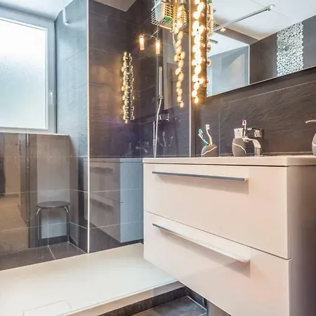 Apartment Clos Des Roches