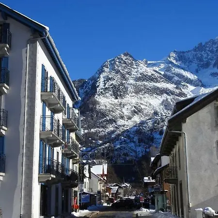 Clos Des Roches Chamonix