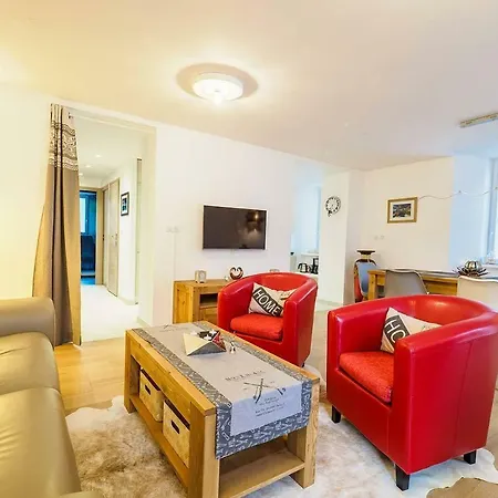 Clos Des Roches - Les Praz - Sleeps 4 *